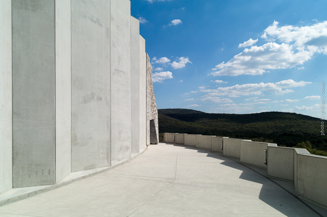 photo © philipp j. bösel