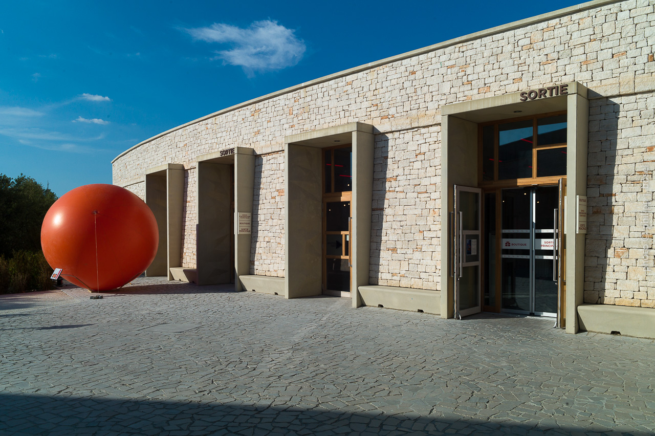 photo © philipp j. bösel